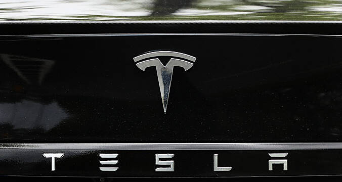 Tesla In Fatal California Crash ‘Was On Autopilot’