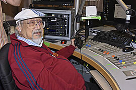 Time To Say Goodbye For 96-Year-Old Dj In Hong Kong