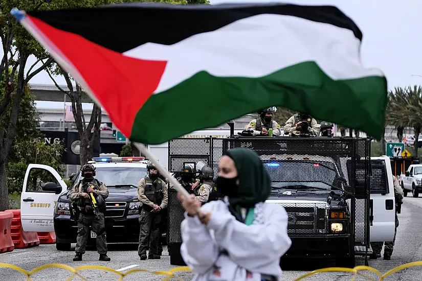 Protesters Take To Streets Across Us In Support Of Palestinians