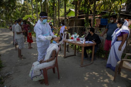 India Passes 300,000 Coronavirus Deaths As Cases Surge