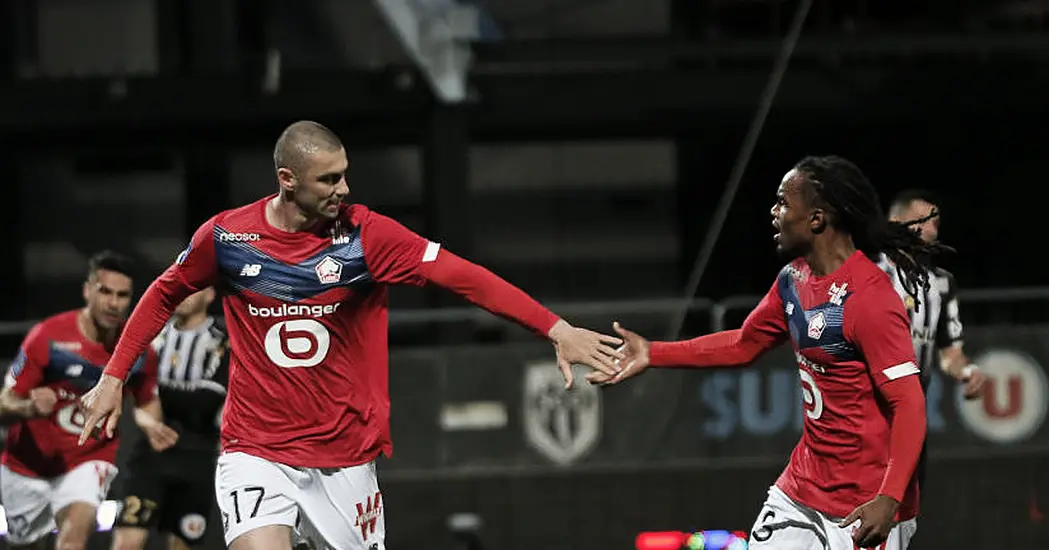 Lille Hold Off Paris St Germain To Win Ligue 1 Title