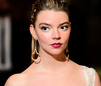 Last Night In Soho Trailer Stars Anya Taylor-Joy As Sinister 60S Idol