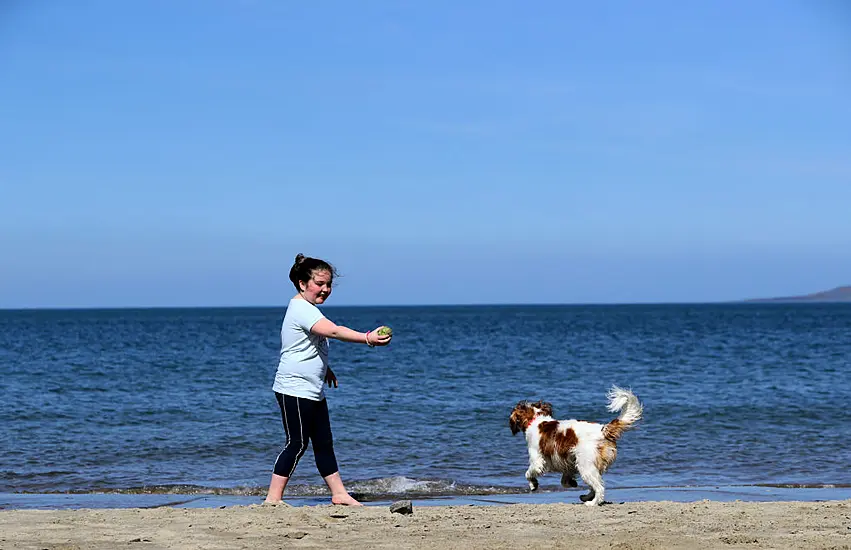 Met Éireann Predicts Warm Weekend With Temperatures Hitting 21 Degrees