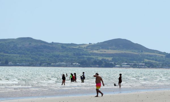 Dogs Banned From Popular Dublin Beaches During Bathing Season