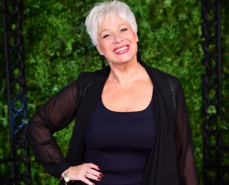 Denise Welch Takes Call From Father In Hospital During Loose Women Ad Break