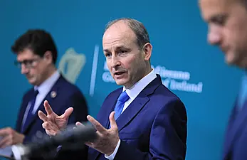 Covid: 3,628 New Cases As Cabinet Agree On 8Pm Curfew For Pubs