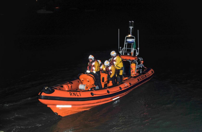 Crosshaven Lifeboat Rescues Two People After Early Morning Boat Breakdown