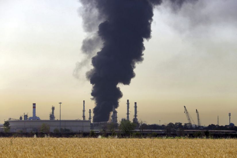 Huge Oil Refinery Fire Near Iranian Capital Extinguished