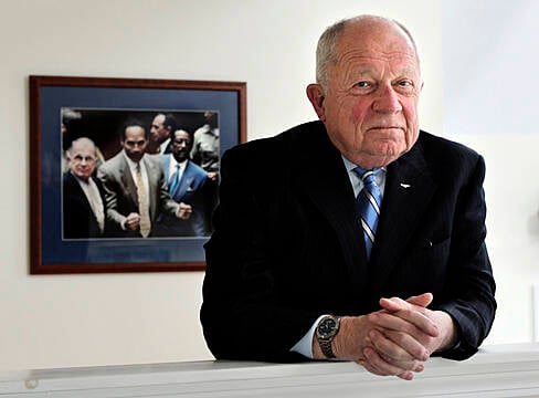 Celebrity Lawyer F Lee Bailey Dies Aged 87