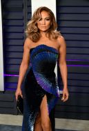 Jennifer Lopez Signs Production Deal With Netflix