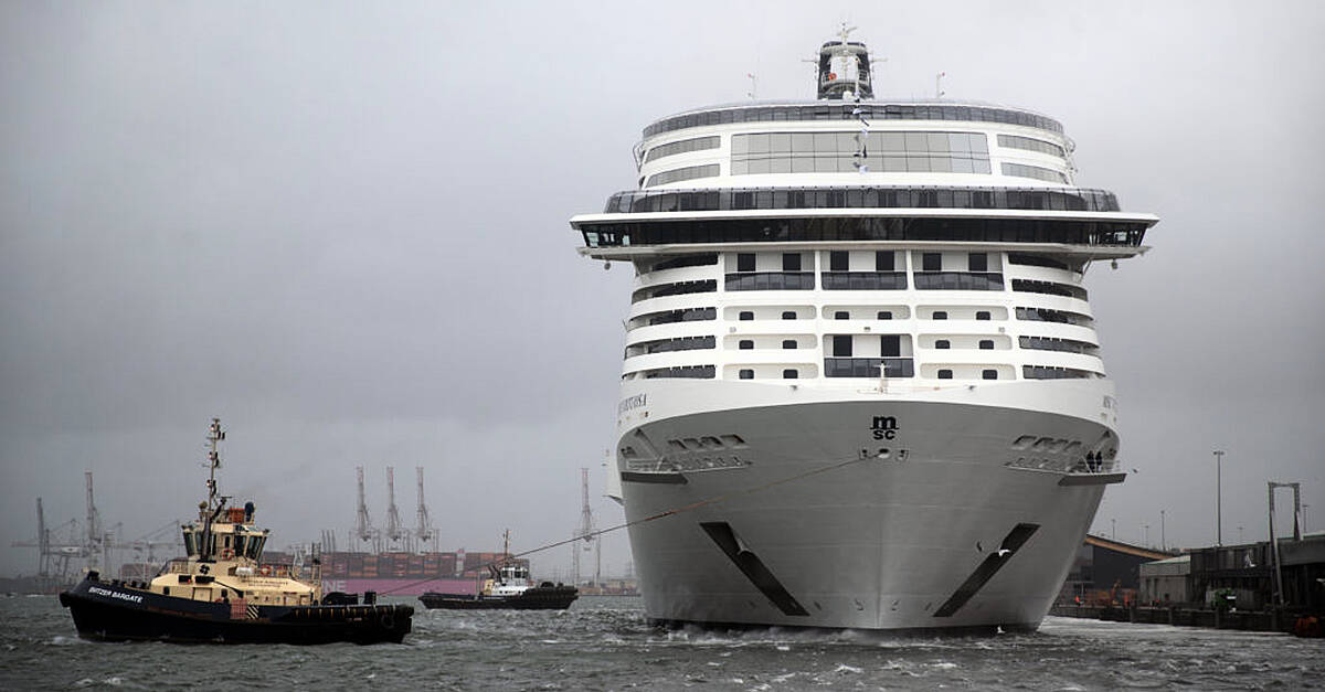 Uk Staycation Cruise Ship Banned From Docking In Scotland