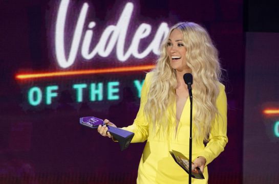 Carrie Underwood Extends Record With Win At Cmt Awards