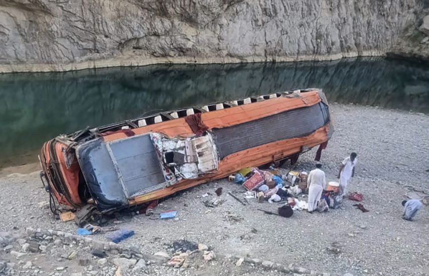 20 Killed After Bus Plunges Into Ravine In South-West Pakistan