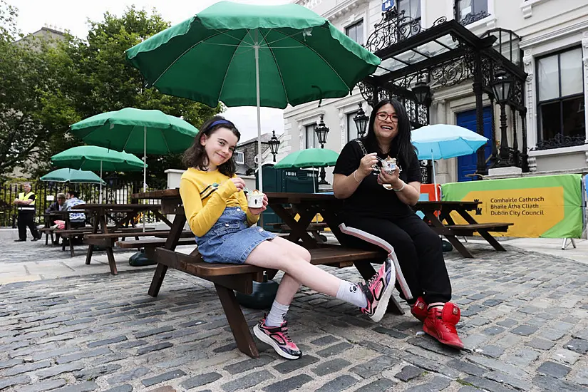 Four New Seating Areas Open In Dublin City Centre