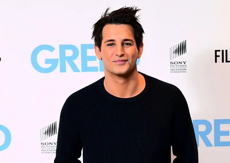 Ollie Locke Shares Baby News