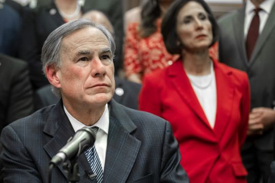Texas Governor Wants Crowdsourcing To Pay For Border Wall With Mexico