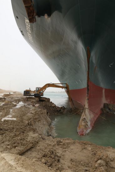 Egyptian Court Adjourns Suez Canal Blockage Case So New Offer Can Be Considered