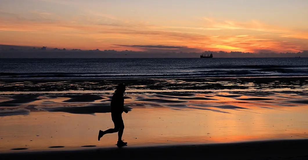 Listening To Music Can Make Up For Mental Fatigue While Running, Study Finds