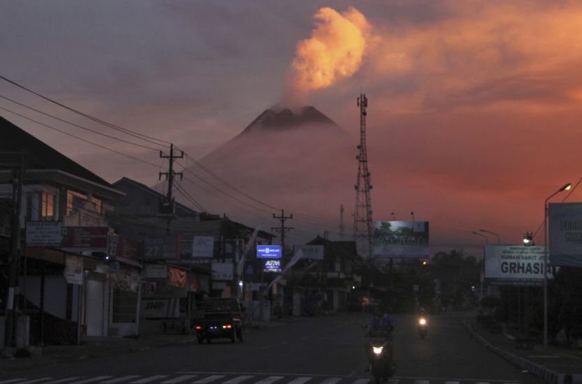 Lava Streams From Crater As Indonesia’s Mount Merapi Erupts