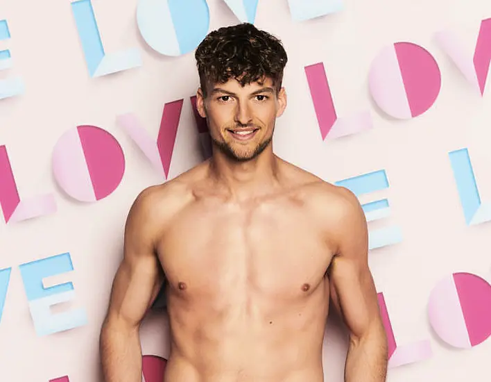 Love Island Star Wants To Show People With Disabilities Have Right To Find Love