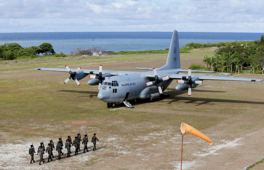 17 Dead, 40 Rescued After Philippines Military Plane Misses Runway