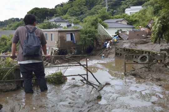 Dozens Feared Missing After Japanese Resort Town Mudslide