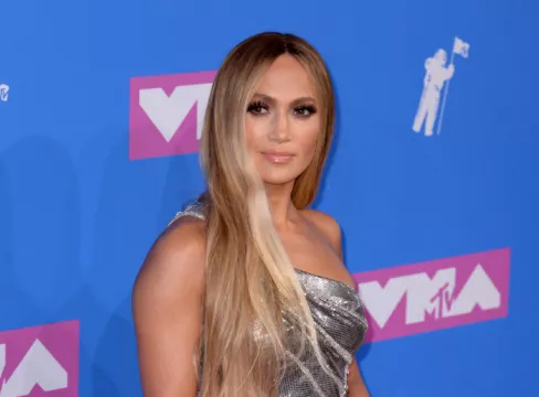 Jennifer Lopez Tells Zane Lowe: I’m Super Happy… I’ve Never Been Better