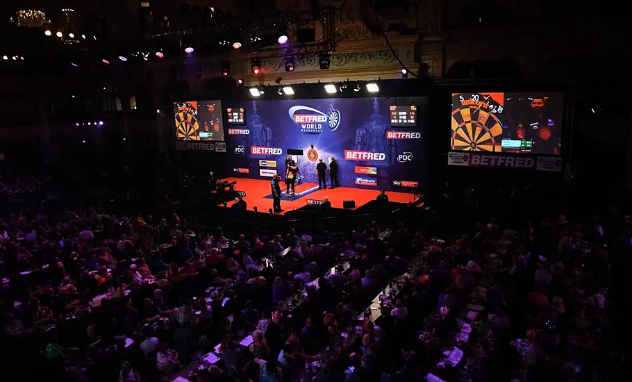 World Matchplay Darts Set To Switch To Capacity Crowds Mid-Tournament