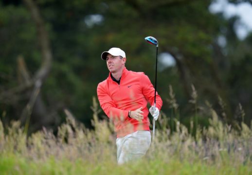 Scottish Open: Rory Mcilroy Disturbed On Tee As Man Grabs Club From His Bag