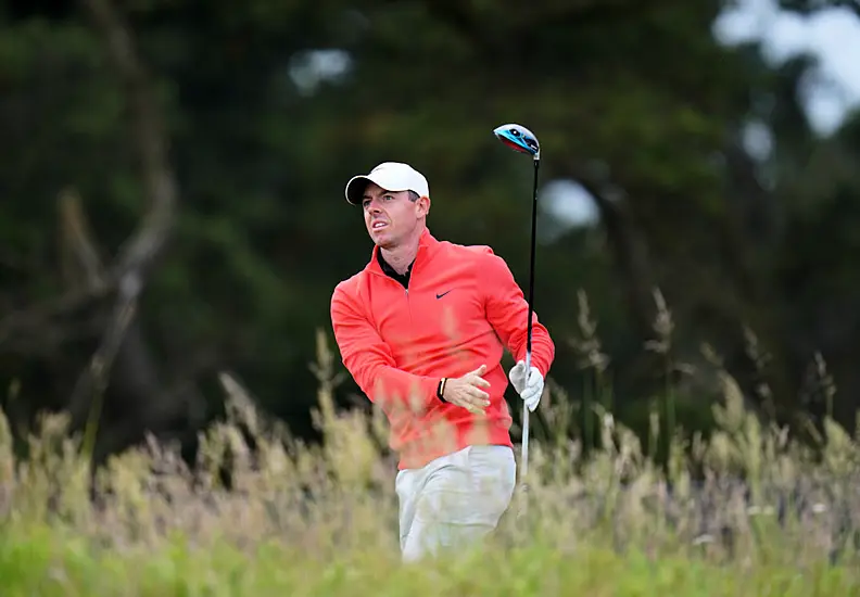 Scottish Open: Rory Mcilroy Disturbed On Tee As Man Grabs Club From His Bag