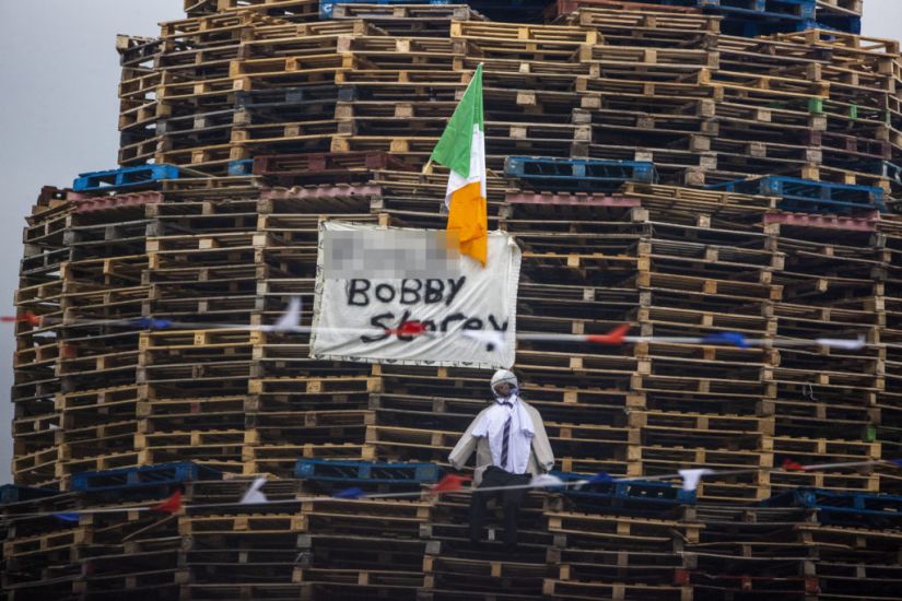 Dup Leader Condemns Burning Of Tricolour Flags On ‘Eleventh Night’ Bonfires