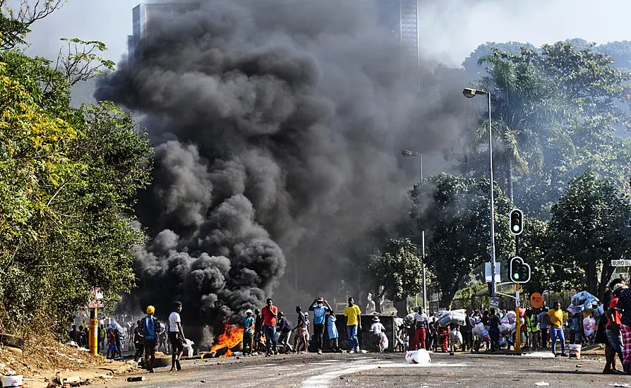 10 Dead As Rioting Escalates Over Jailing Of Ex-South African President Zuma