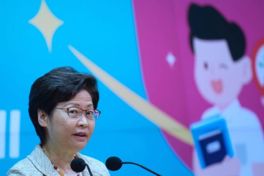 Hong Kong District Councillors Must Take Oath Despite Exodus
