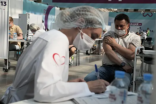 India’s Top Vaccine Maker To Produce Sputnik V