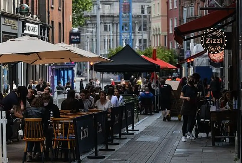 Footfall In Dublin City Centre Up 89% Since Outdoor Dining Return