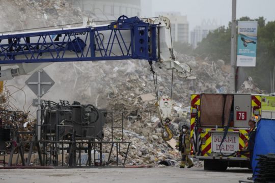 911 Recordings Reveal Panic And Disbelief In Florida Building Collapse