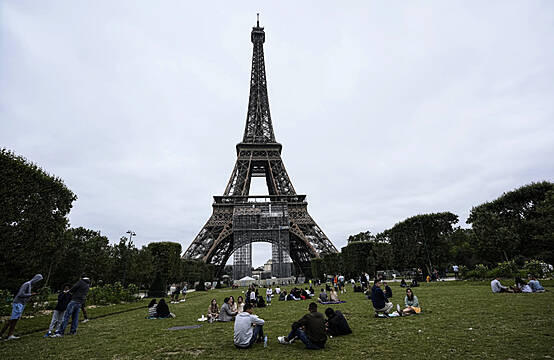 Eiffel Tower Reopens Despite Tougher Rules In France