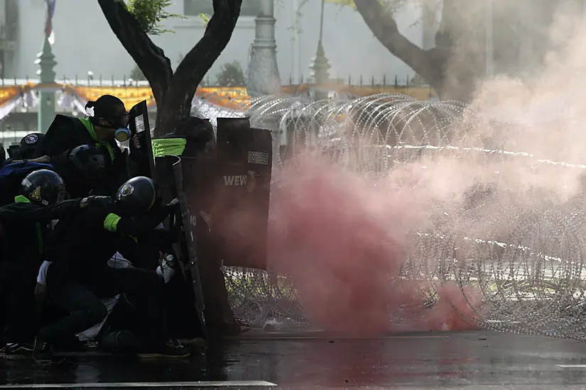 Thai Police Use Tear Gas Against Anti-Government Protesters