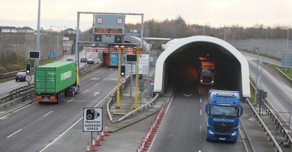 Traffic Disruption After Accident On M1 Southbound Motorway 9428