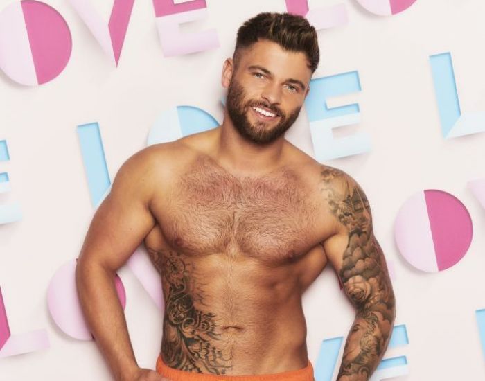 Love Island Couple Jake And Liberty Under Pressure In Casa Amor Challenge