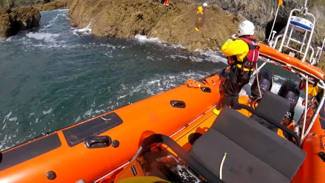Three Kayakers Rescued From Rocks On Co Waterford Coast
