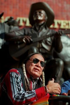 Native American Character Actor Saginaw Grant Dies Aged 85