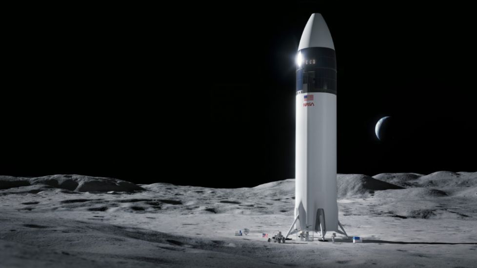 Bezos Loses Appeal Over Nasa’s Plans To Use Musk Moon Lander