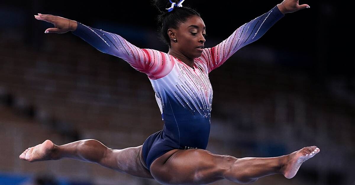 Olympics Simone Biles wins bronze medal in balance beam final