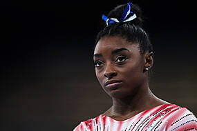 Simone Biles Makes Emotional Return Home After Olympics