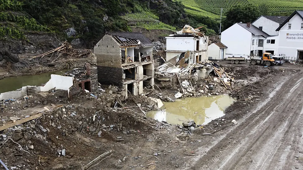 German Prosecutors Investigate Two Officials Over Deadly Floods