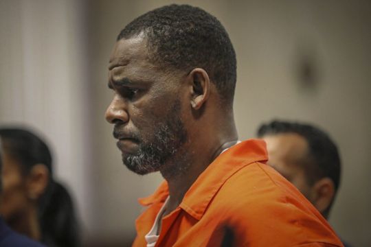 Former R. Kelly Assistant Speaks Of 'The Look In His Eyes' At Singer's Sex Abuse Trial