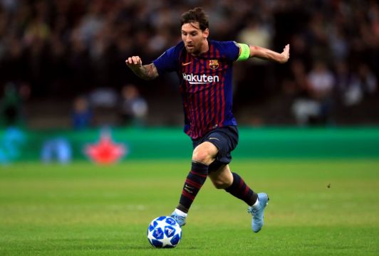 Paris St Germain Post Online Teaser Of Lionel Messi Signing