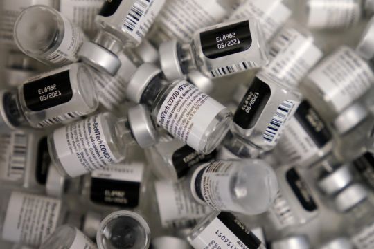Ireland Wasting Thousands Of Covid Vaccine Doses, Pharmacists Say