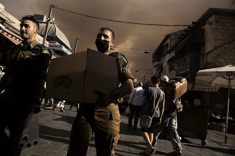 Hundreds Flee Homes As Israeli Firefighters Tackle Blazes Near Jerusalem